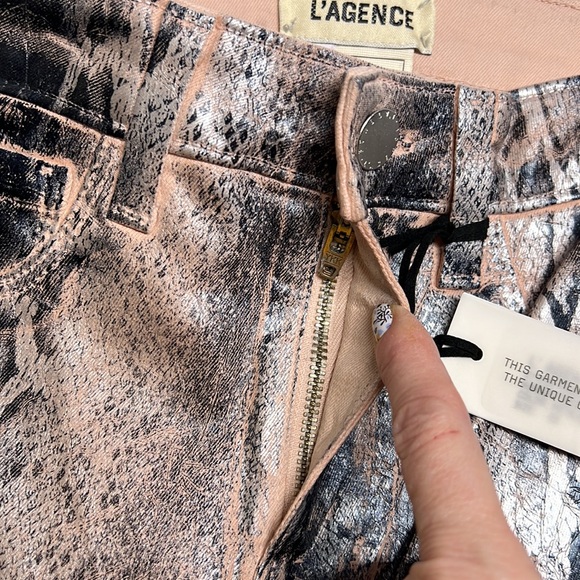 ⭐️L’Agence Margot High Rise Skinny petal black snake foil pants size 25 nwt - Picture 9 of 10